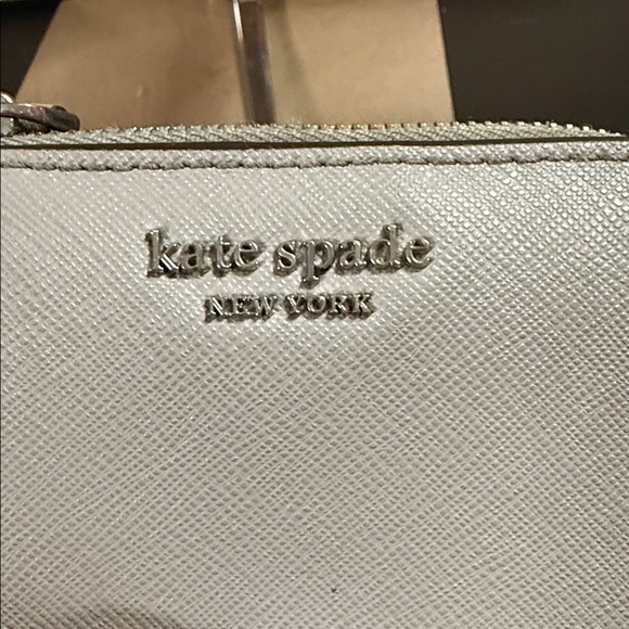 Kate Spade New York Light Gray Compact Wallet - Picture 2 of 14